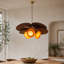 Luminaire suspendu doré à 3 lumières en feuille de rotin, lustre tissé avec abat-jour en verre ambré et cordon réglable