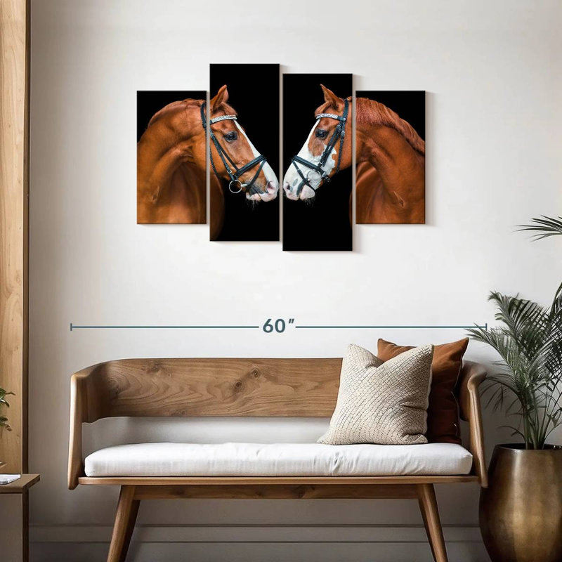 Chevaux nez à nez, H 27 po x l 43 po