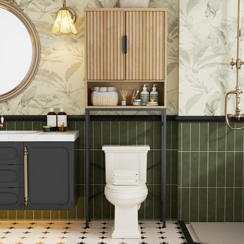 Armoire de rangement au-dessus de la toilette avec portes cannelées