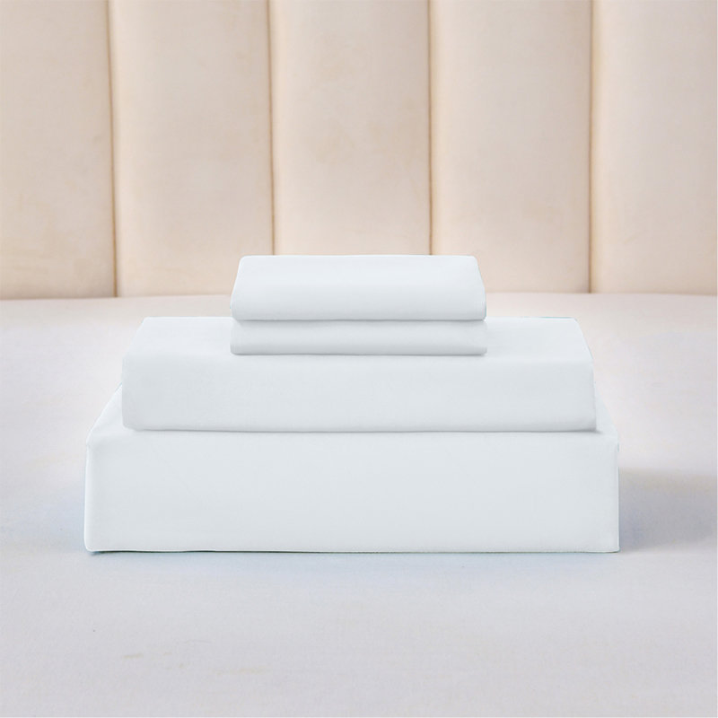 Combinaison blanche quatre pièces K, Couvre-lit très grand + 3 pièces supplémentaire, Blanc