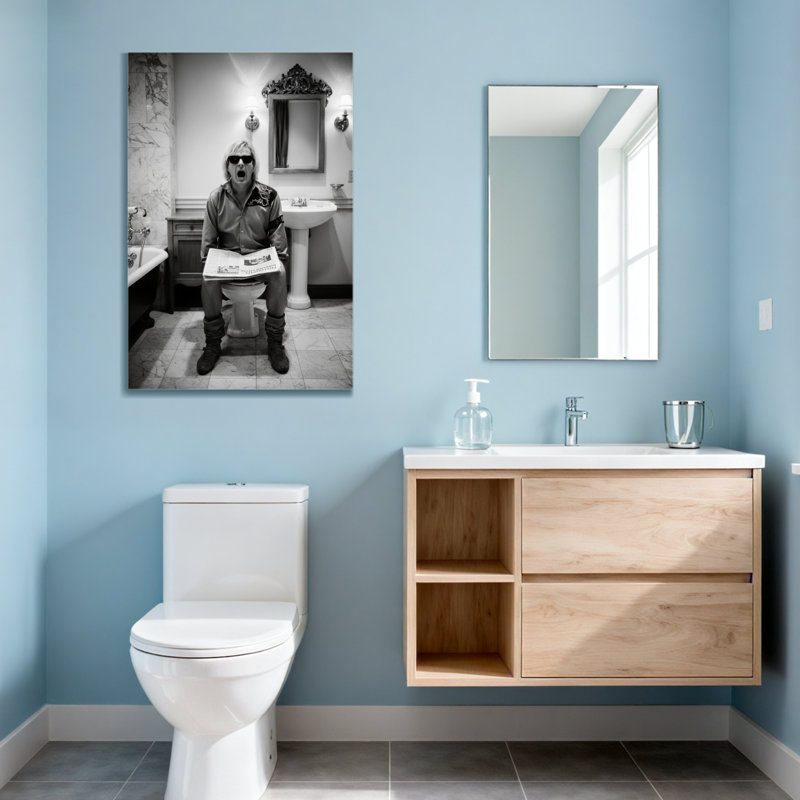 Homme abstrait lisant un journal sur la toilette dans la salle de bain, H 18 po x l 12 po