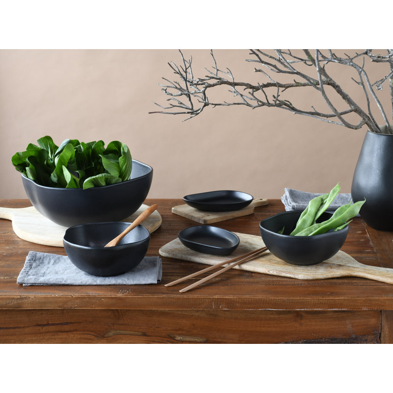Creatable, Natural Organic Black, 12-Piece Plate Set
