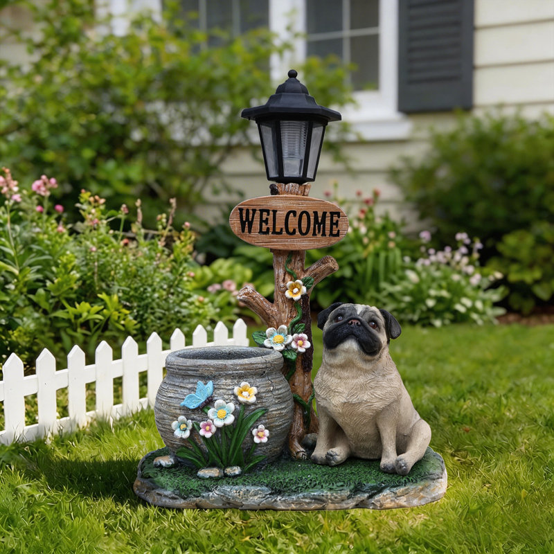 Statue de planteur de chien carlin assis