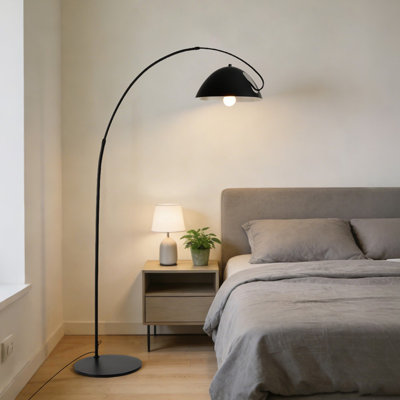 Traditional Floor Lamp
