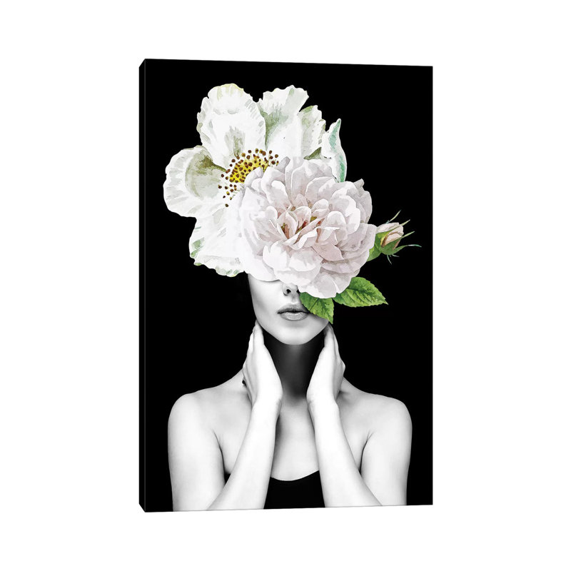 «Woman Flowers II» par Danilo De Alexandria - photographie sur toile tendue, H 26 po x l 18 po x 1,5 po