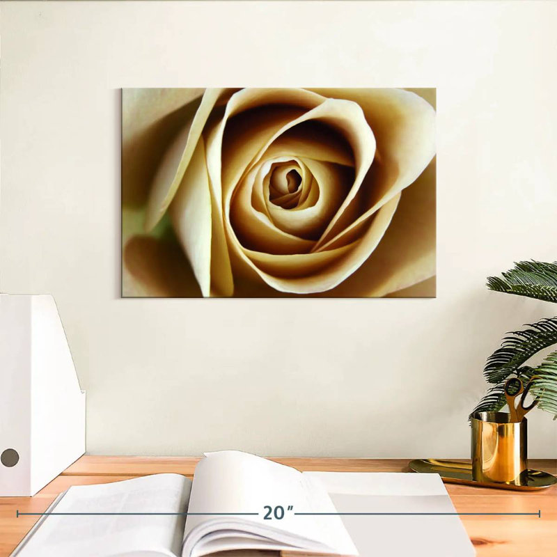 Rose Harnek en herbe beige, H 8 po x l 12 po
