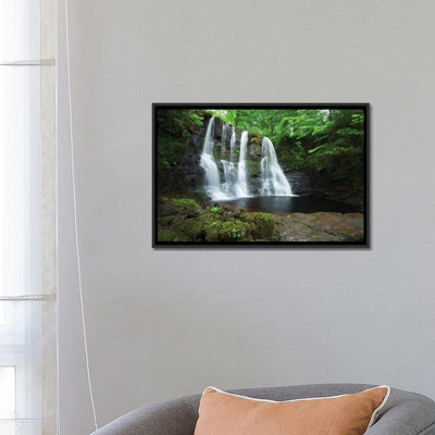 « ess-na-crub cascade glenariff forest park county antrim northern ireland », reproduction de photo sur toile