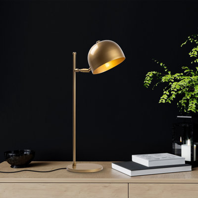 Lampe en métal