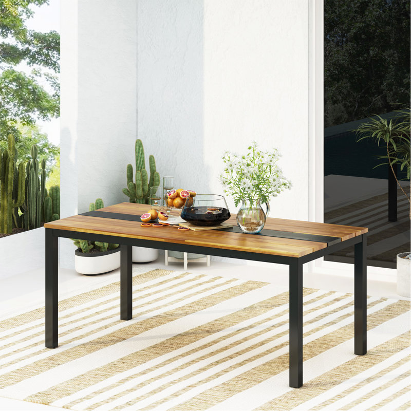 Table de salle à manger d'extérieur