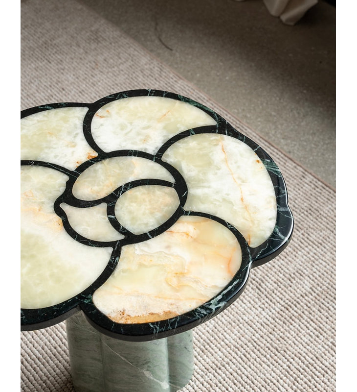 Table d'appoint florale en marbre vert