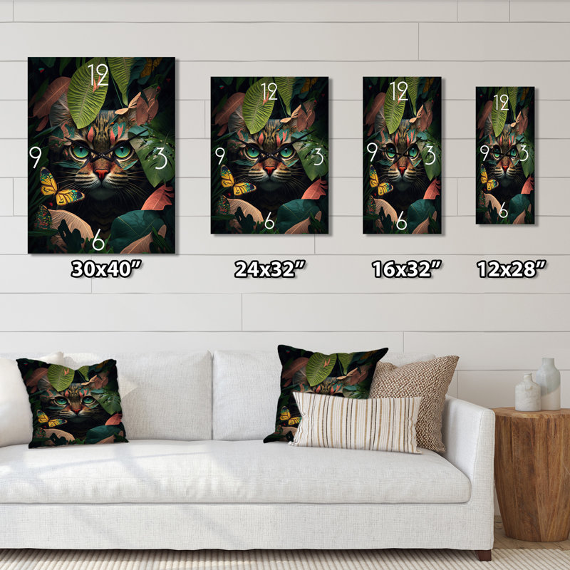 Horloge murale moderne avec un chat mignon et un papillon dans la jungle, Moyen