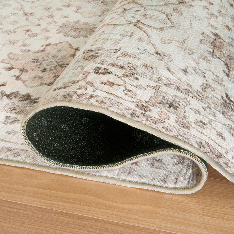 Tapis lavable à la machine Nainika Bev, Tapis de couloir 2 pi 6 po x 6 pi, Beige