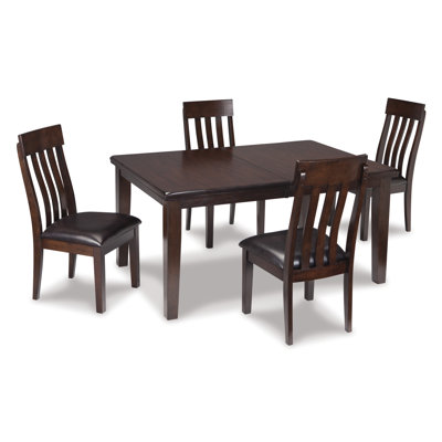 Table de salle à manger Bartons Bluff et 4 chaises