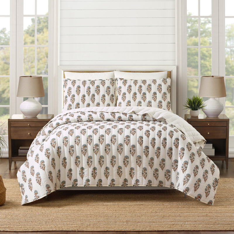 Mughal Flower Block Print 3-Piece Quilt Set, King Quilt + 2 King Pillow Shams