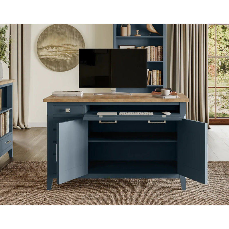 Kusilvak Solid Wood Solid Wood Computer Desk