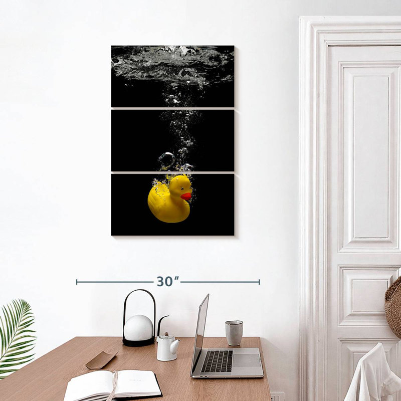 Aletra Underwater Rubber Duck, 32" H x 20" W