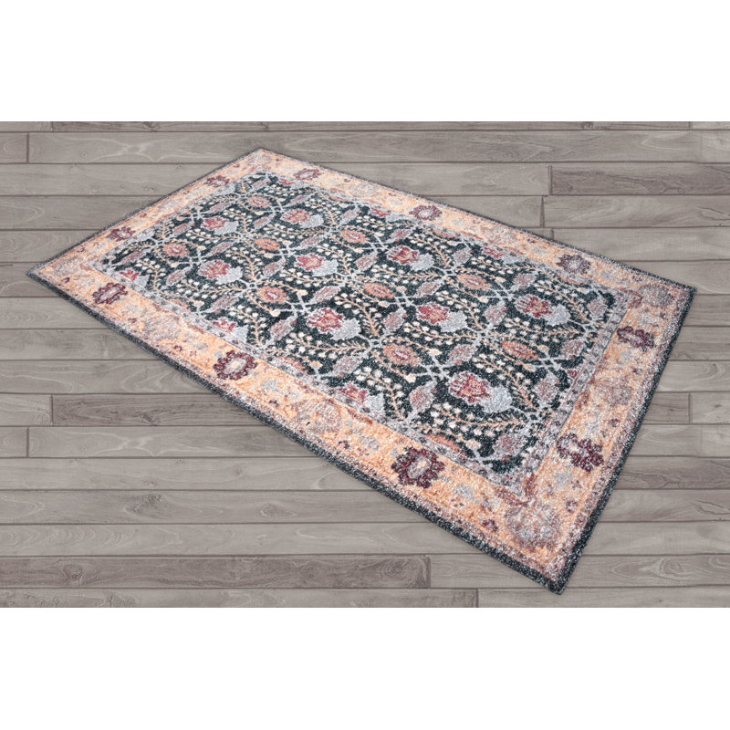 Tapis décoratif gris anthracite tissé à plat à la main Kiraz, Rectangle 7 pi 9 po x 9 pi 9 po