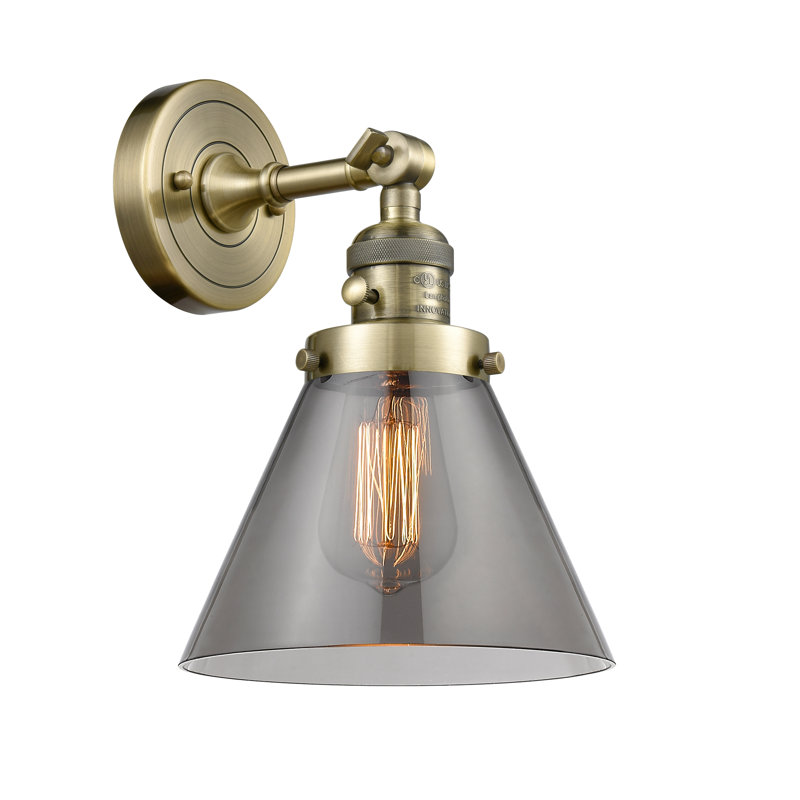 Applique murale 1 lumière Cone, Fumé, Ampoule à DEL rétro de 3,5 W, Laiton antique