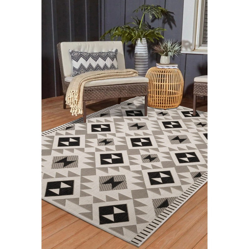 Chequered Area Rug, Rectangle 160 x 230 cm