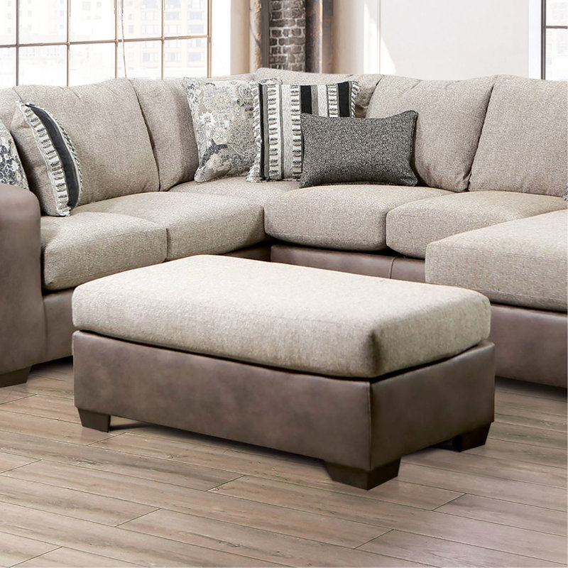 Revêtement brun et bicolore de conception contemporaine, pieds fuselés en plastique, fabrication en microfibre de bois massif, largeur de 38 po avec finition, tissu semblable au lin, profond