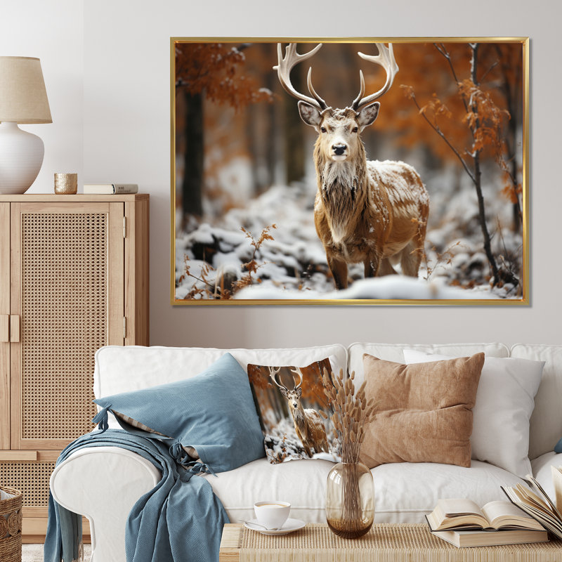Deer Graceful Deer sur toile, Cadre flottant doré, H 30 po x l 40 po x P 1,5 po