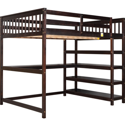 Lit mezzanine double pour chambre à coucher. Dispose d'un espace sous les tablettes. Lit, finition. Avec bureau et tablette de rangement. Construire