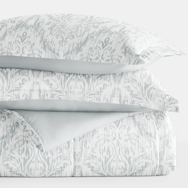  Down Alternative Farmhouse Dreams Reversible Comforter Set, Queen Comforter + 2 Pillow Shams, Damask Blue/Grey