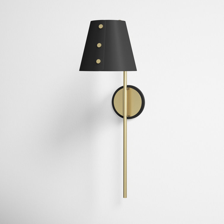 Daphne Single Light Dimmable Plug-in Armed Sconce