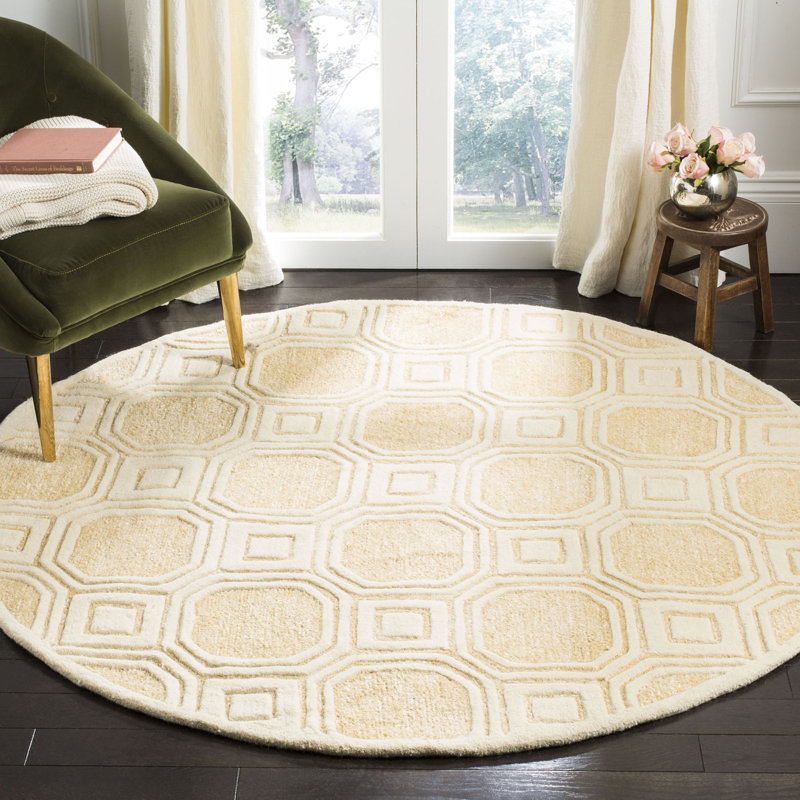 Precious Hand Tufted Performance Rug, Round 6'