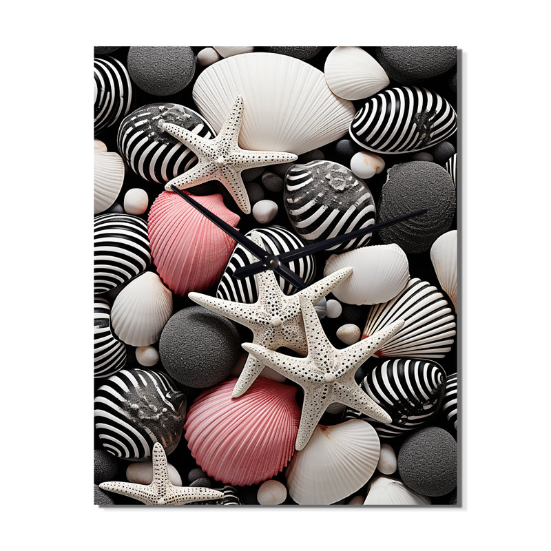Horloge murale moderne grise et rose sur la plage - Nautique et plage, H 32 po x l 16 po x P 1 po