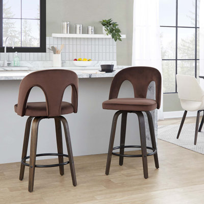 Tabouret de bar pivotant contemporain avec revêtement en velours et repose-pieds en métal - ensemble de 2