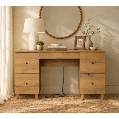 Meuble-lavabo 58 po en bois avec 4 tiroirs de rangement profonds, coiffeuse à maquillage moderne avec station de charge pour la chambre à coucher