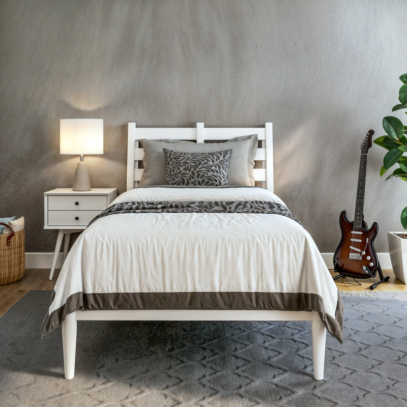 Lit plateforme en bois massif Ashlie, Blanc, Simple