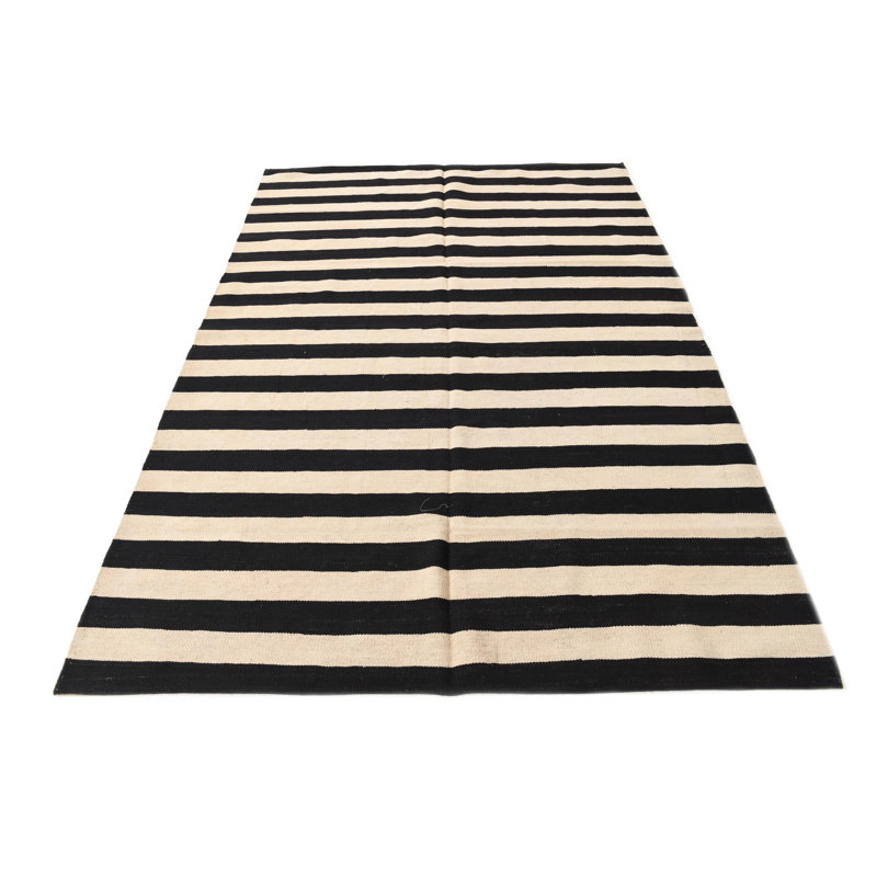 Tapis noir et blanc 6x9 Pinkerton