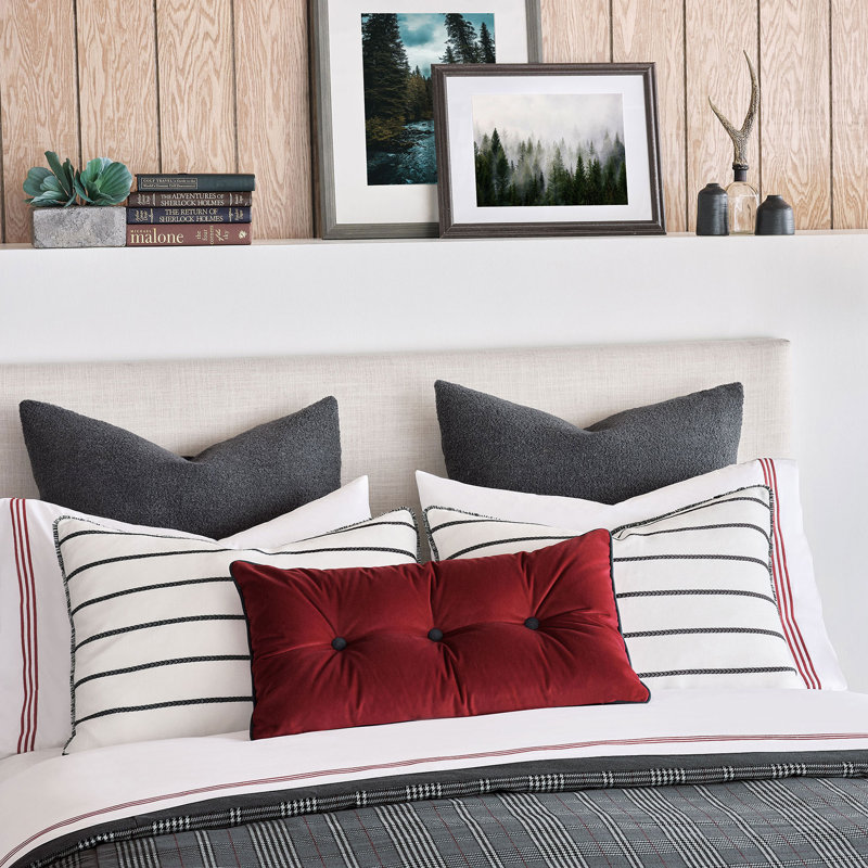 Connery Velvet Lumbar Pillow Cover & Insert