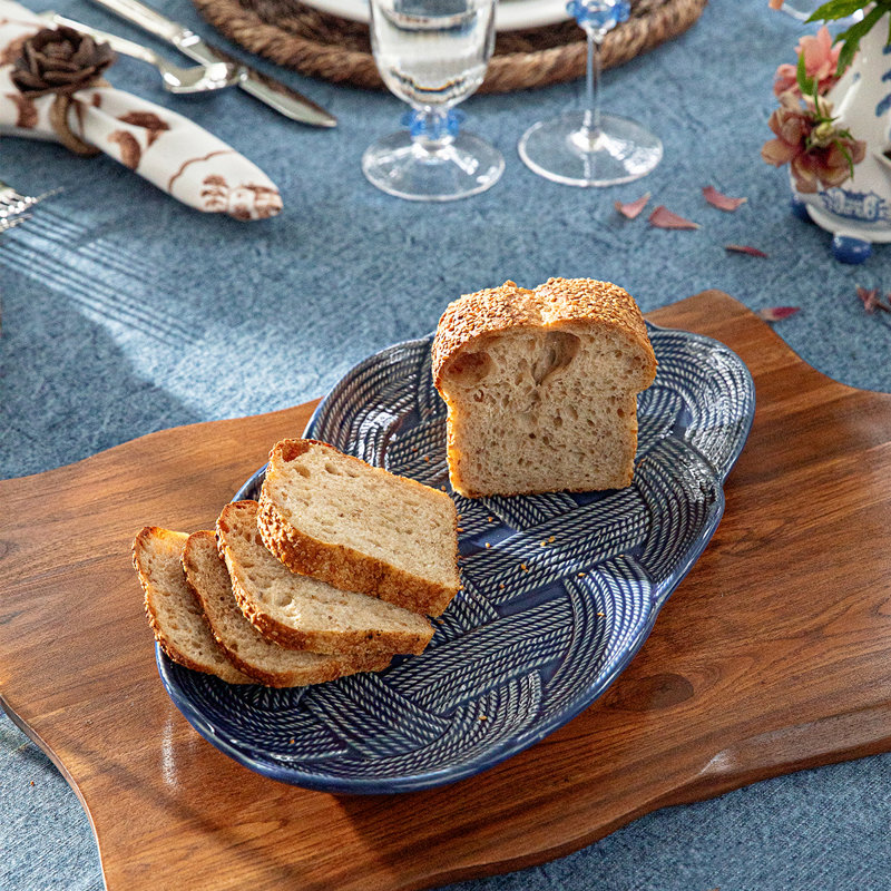 Le Panier Mystic Knot Charger/Platter - Denim, 1" H x 8.5" W x 15" L