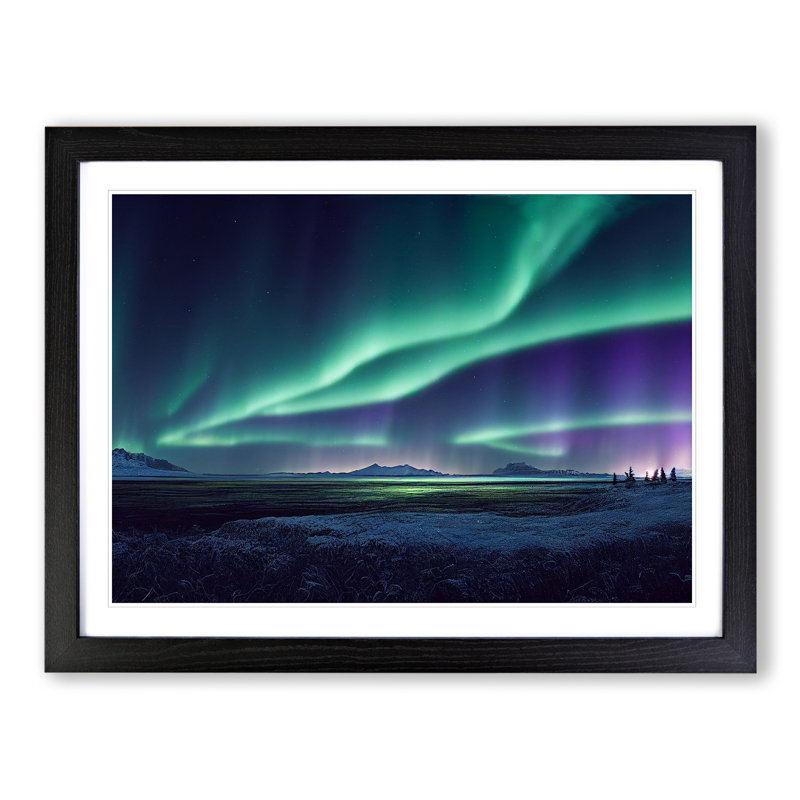 XH1022-8994X The Showstopping Northern Lights - Single Picture Frame Print, Black, 34cm H x 46cm W x 2cm D