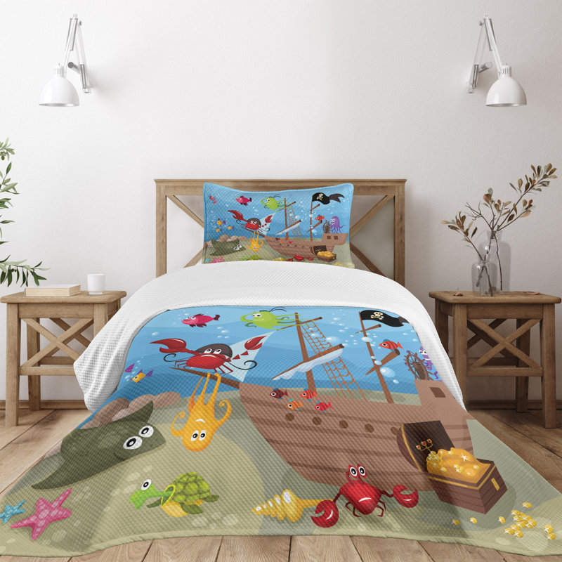 Pirate Ship Underwater Animals Twin Bedspread Set