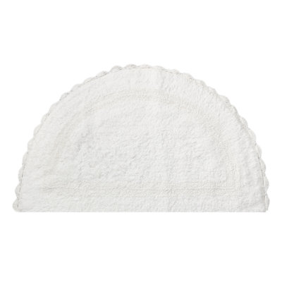 Tapis de bain demi-cercle en dentelle crochetée