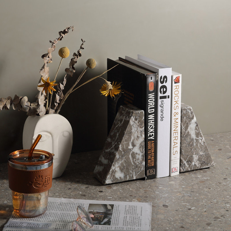 Serre-livres en marbre (ensemble de 2), Gris foncé / Blanc, H 2,54 po x l 5,93 po x P 3,98 po