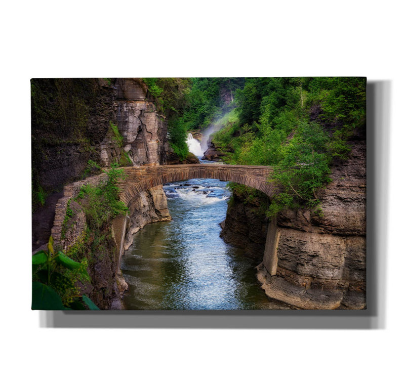 «Stone Bridge Over The Genesee» par Rick Berk, art mural sur toile, H 18 po x l 26 po x P 0,75 po
