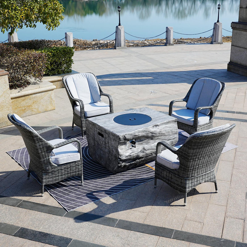 4 - Person Patio Conversation Set with Cushions