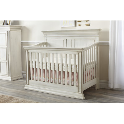 Vienna 4 -in-1 Convertible Crib