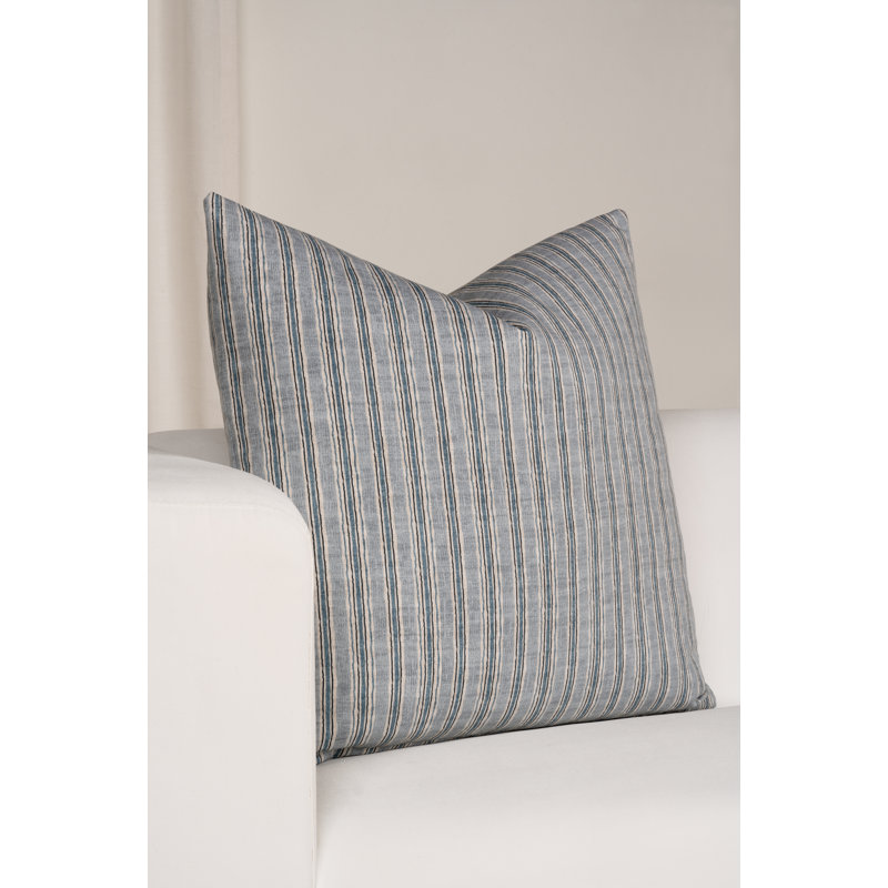  Coussin décoratif Magnolia Home Fashions, H 22 po x l 22 po, Plumes