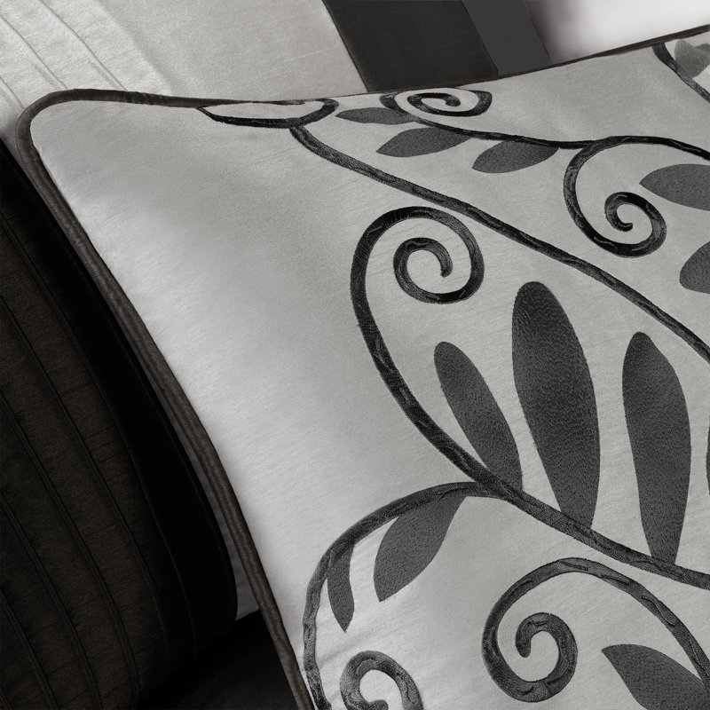 King Red Microfiber 7-Piece Jacquard Comforter Set
