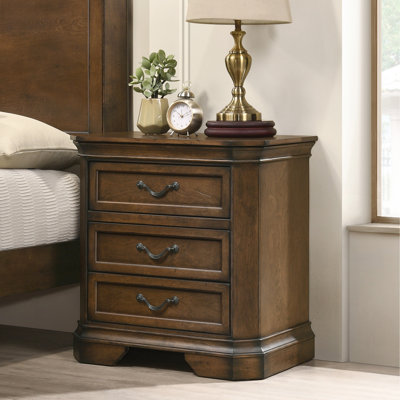 Table de chevet traditionnelle, 3 tiroirs, couleur noyer antique, bois massif et 3 tons, rangement spacieux pour la chambre à coucher