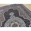 Tapis Mahi Tabrez noir en laine et soie noué à la main 5 pi 10 po x 9 po