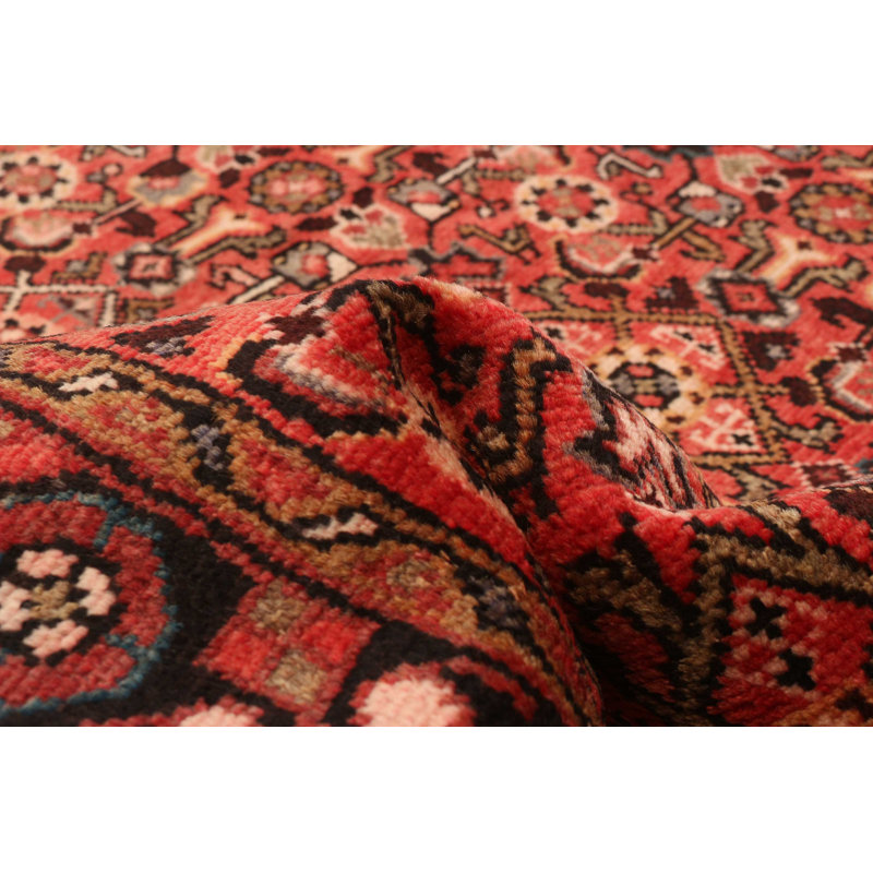 Tapis rouge Andelz 3 pi 8 po x 7 pi 7 po