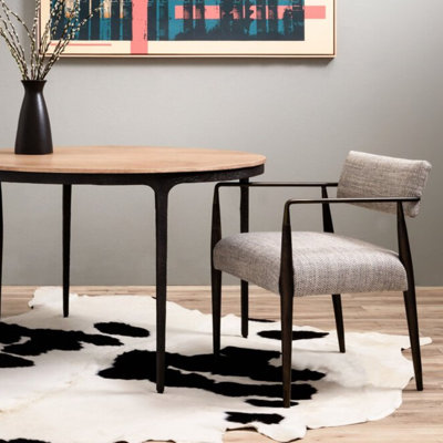 Chaise avec accoudoirs rembourrée Damari 