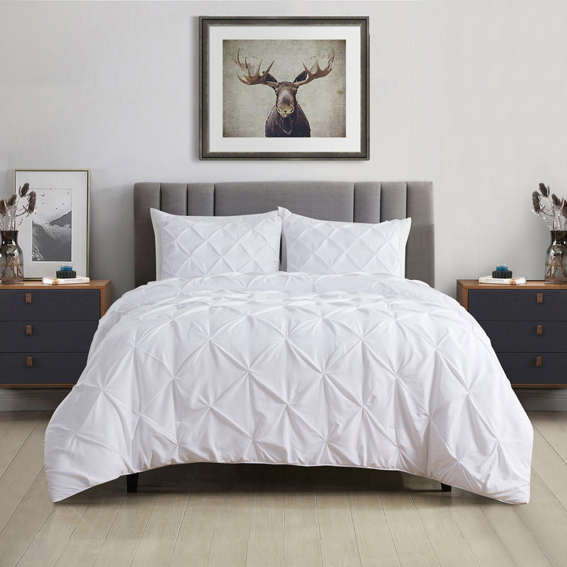 Pintucked Comforter Set, Queen Comforter + 2 Standard Shams, White